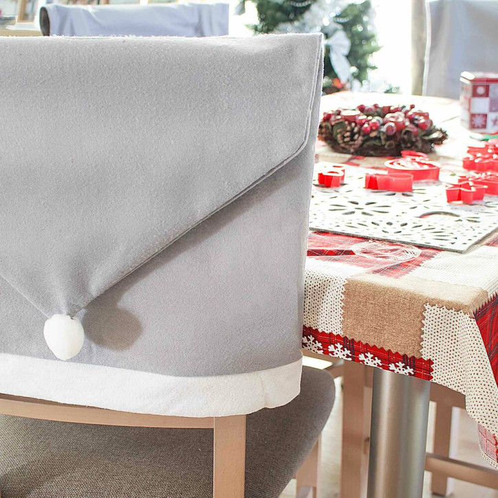 Vianočný prehoz na stoličke Santa Claus, šedý Vianočný prehoz na stoličke Santa Claus, šedý