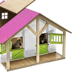 Kids Globe Drevená stodola so stajňami pre kone s ružovou strechou 1:24