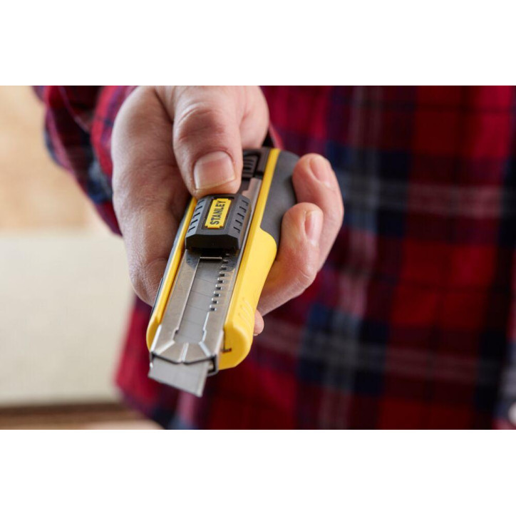 Nôž plastový s odlamovacou čepeľou 18 mm FatMax® 0-10-481 Nôž plastový s odlamovacou čepeľou 18 mm FatMax® 0-10-481