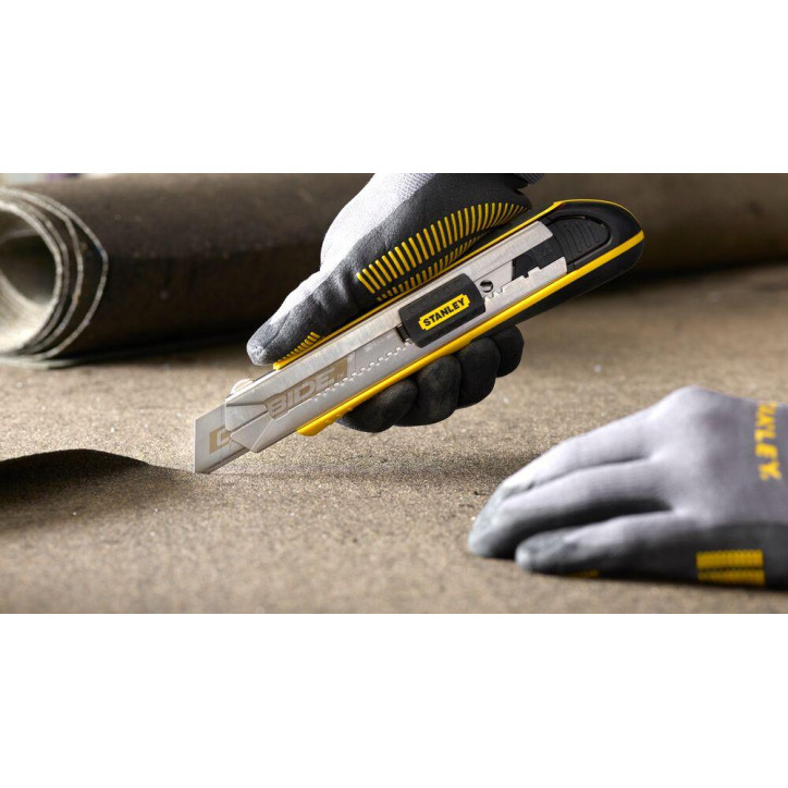 Nôž plastový s odlamovacou čepeľou 18 mm FatMax® 0-10-481 Nôž plastový s odlamovacou čepeľou 18 mm FatMax® 0-10-481