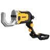 Premeňte svoj rázový uťahovák na rýchlu a výkonnú rezačku PVC/PEX rúr pomocou inovatívneho príslušenstva PVC/PEX DEWALT® IMPACT CONNECT™.