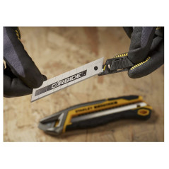 Karbidové odlamovacie čepele 18 mm FatMax®, 10 ks STHT2-11818