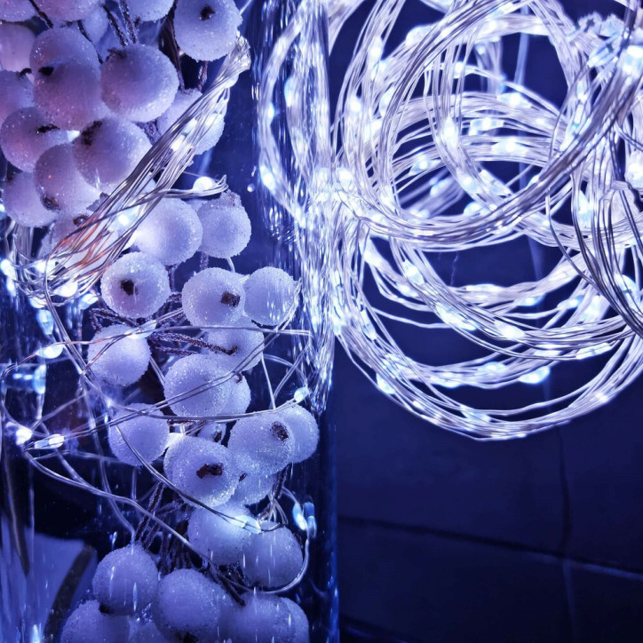 LED reťaz Nano - 100m, 1000LED, 8 funkcií, pamäť, IP44, studená biela LED reťaz Nano - 100m, 1000LED, 8 funkcií, pamäť, IP44, studená biela
