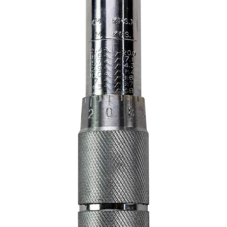 Momentový kľúč 1/2“ 28-210 Nm s príslušenstvom