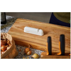 Ostrič na nože Roll-Sharp Functional Form biely