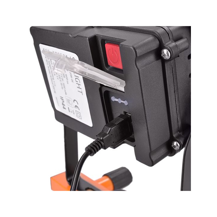 LED reflektor 20 W, nabíjací, 1600 lm LED reflektor 20 W, nabíjací, 1600 lm