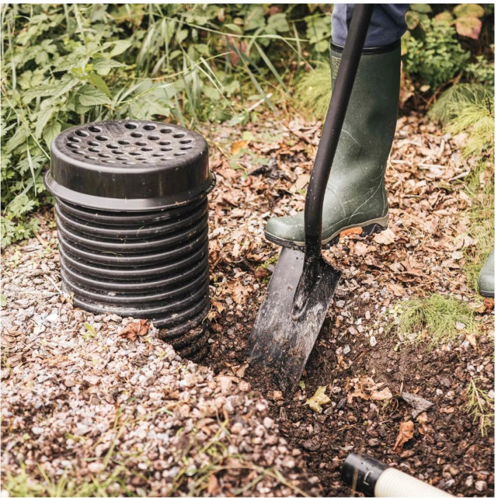 Drenážny rýľ Ergonomic Pro čierny