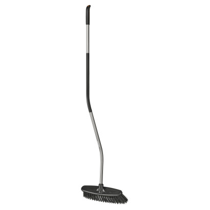 Metla so zahnutou násadou Ergonomic™
