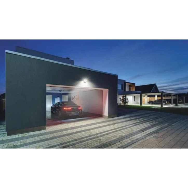 LED reflektor TAMBO s pohybovým senzorom, 10,5 W