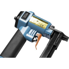 Pneumatická spinkovačka KN 14