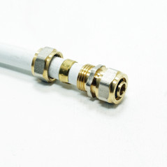 Mosadzná spojka s upínacím krúžkom 16x2 / 16x2 mm