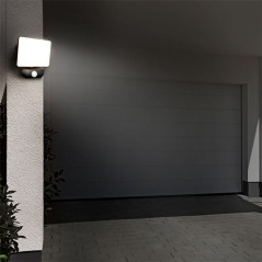 LED reflektor Quick 10 W so senzorom, čierny