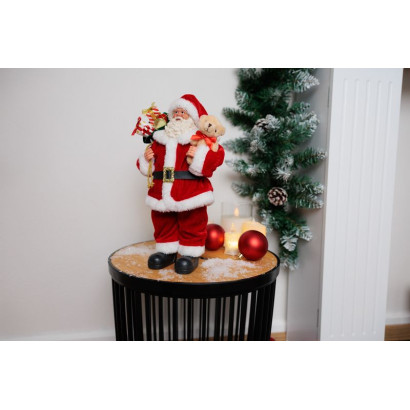 Dekorácia Santa s darčekmi a medvedíkom 30 cm, červený