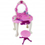 Detský kozmetický stolík so zásuvkou a zrkadlom G21 v ružovobielom plastovom prevedení. Srdce na zrkadle hrá a svieti. Súčasťou balenia je otočná stolička. Sušič vlasov na baterky, hrebeň, šperky, parfumy a rúže. Pre deti od 3 rokov.
