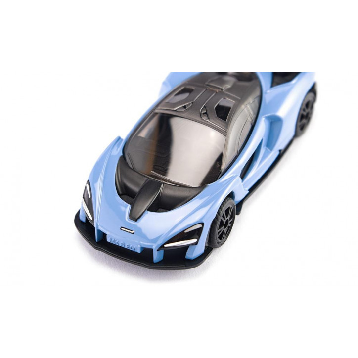 Superšportové auto McLaren Senna / 1537 Superšportové auto McLaren Senna / 1537