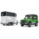 BRUDER 02592 Terénne auto Land Rover Defender Station Wagon s prívesom na prepravu koní a koníkom 1:16